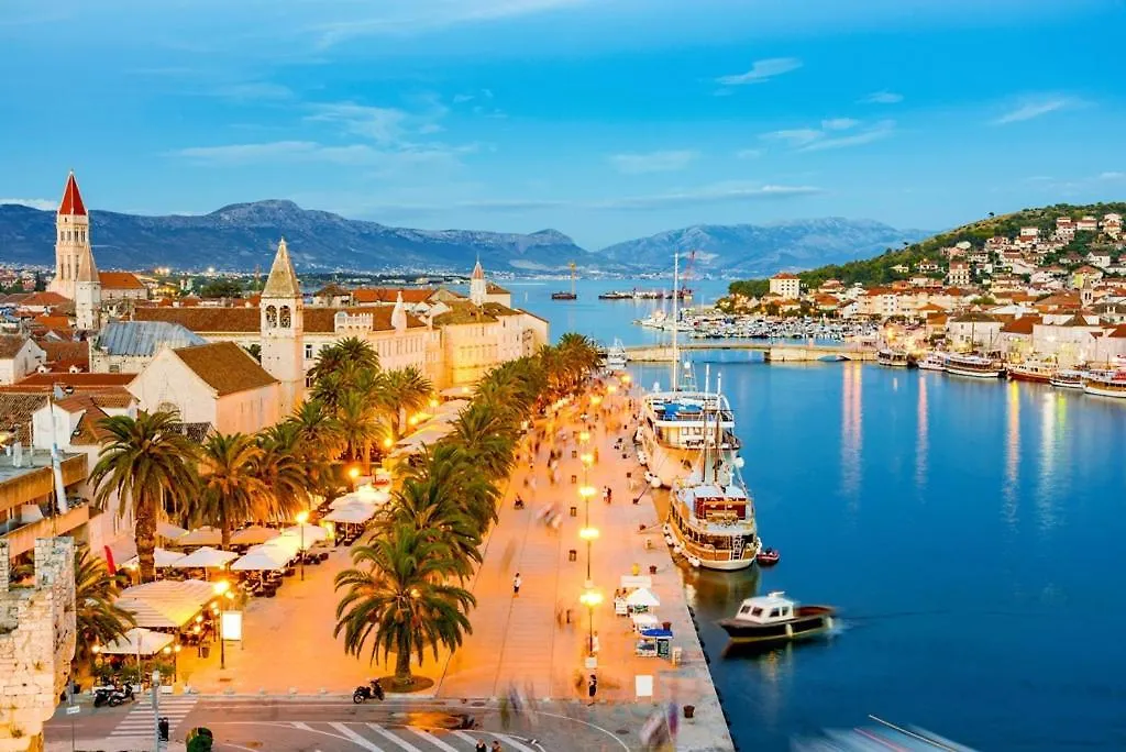 Apartman Panorama A15 Trogir 0*,